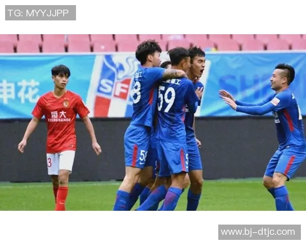 恒大与申花精彩对决直播录像回放全程回顾与精彩瞬间分析